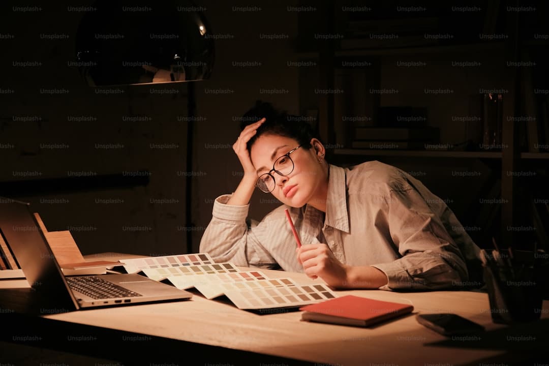 《与晋长安》三个身份是什么?